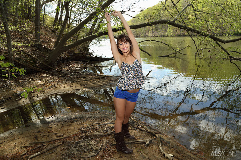 Оксана, 66 лет, 1 размер груди